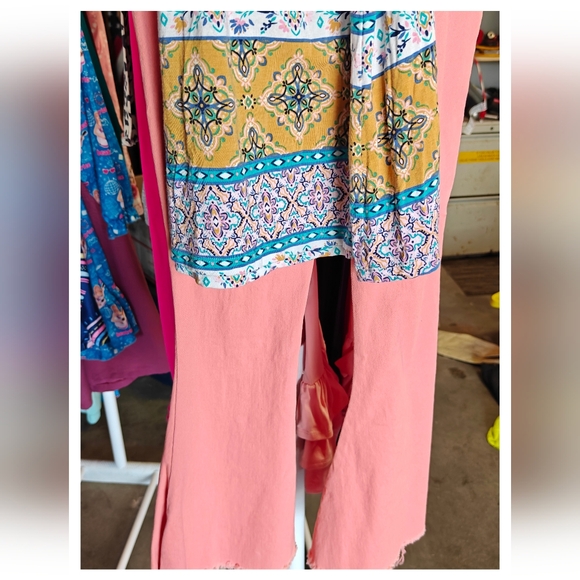 Outfit! NWOT Oopsie Daisy pink jeans/ Cute tank top Size 12 - Picture 1 of 8